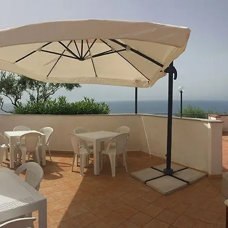 Corallo Calava Hotel 3*
