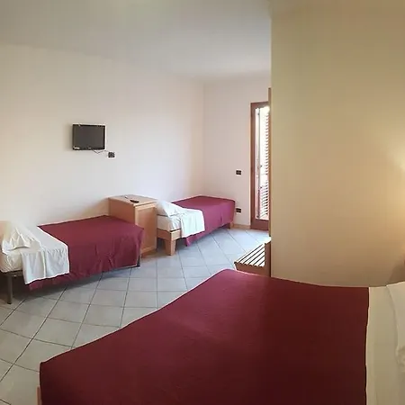 Hotel Corallo Calava 3*