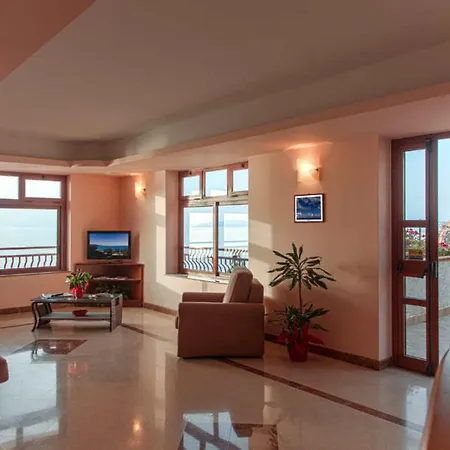 Hotel Corallo Calava