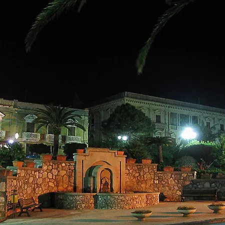 Corallo Calava Hotel