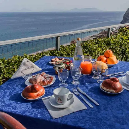 Corallo Calava Hotel