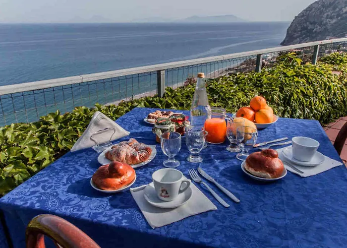 Hotel Corallo Calava