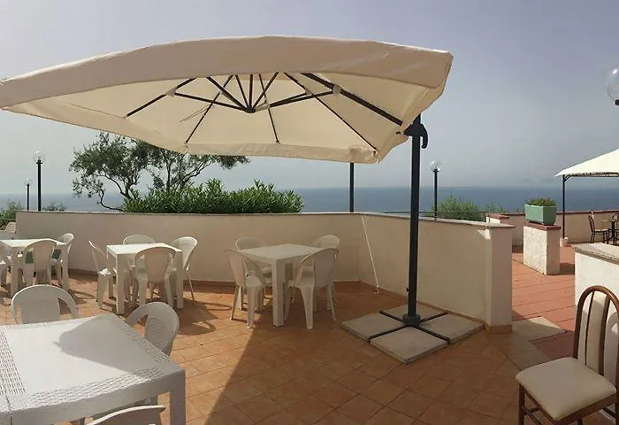 Corallo Calava Hotel 3*
